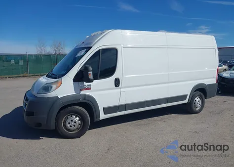 2015 Ram Promaster 2500 High Roof z USA, uszkodzony, nr VIN 3C6TRVDG0FE500531